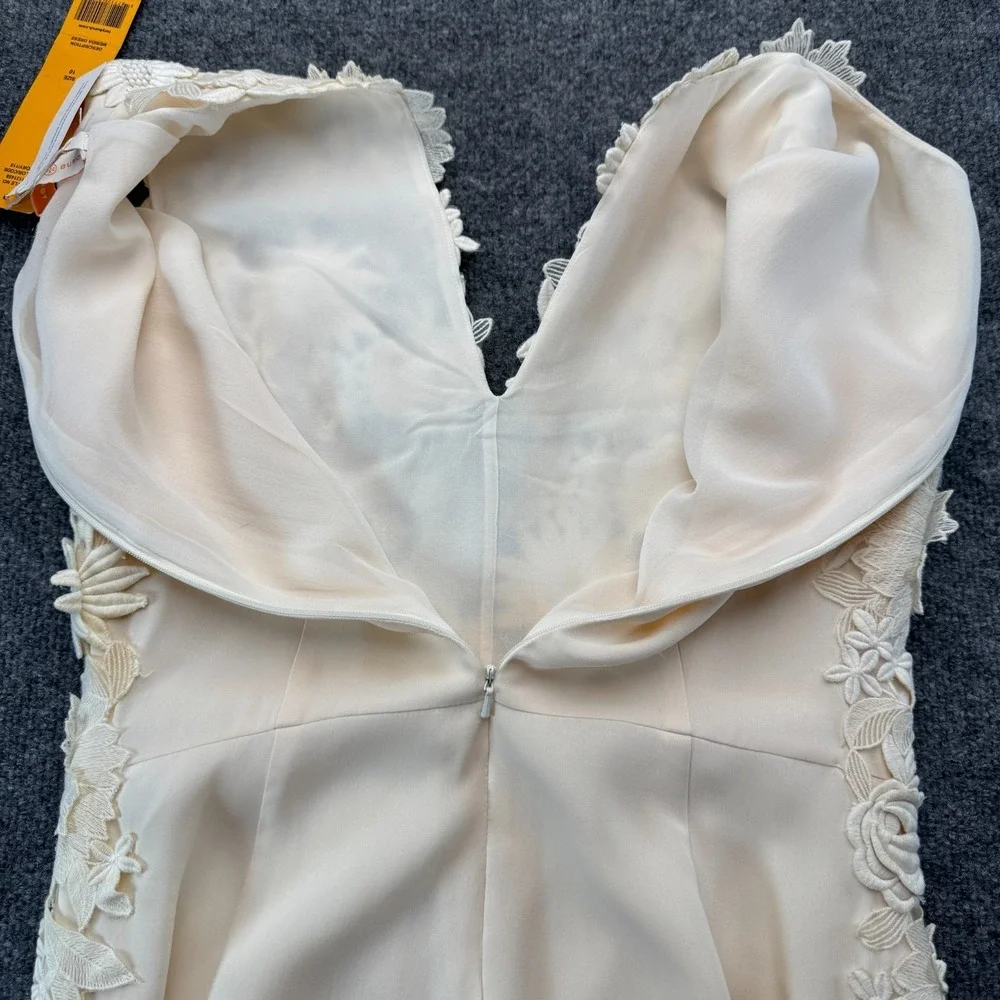 Tory Burch Merida Dress Ivory Floral Embroidered Lace Size 10 NWT $795
